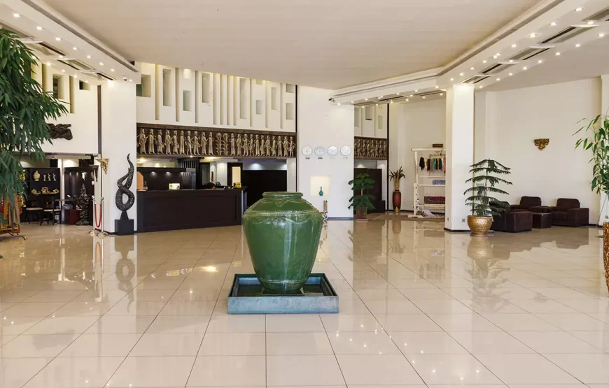 هتل نگارستان کاشان