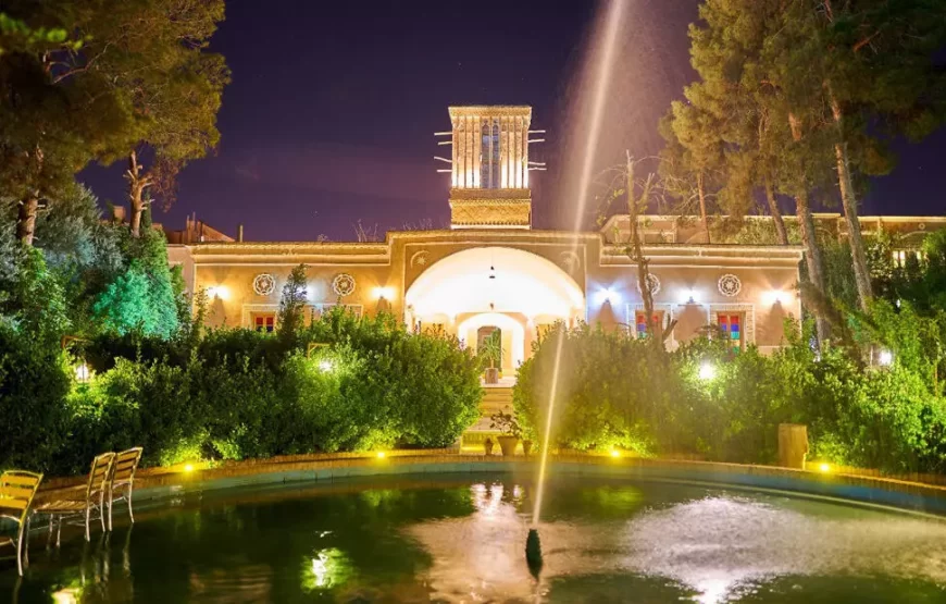 هتل باغ مشیرالممالک یزد