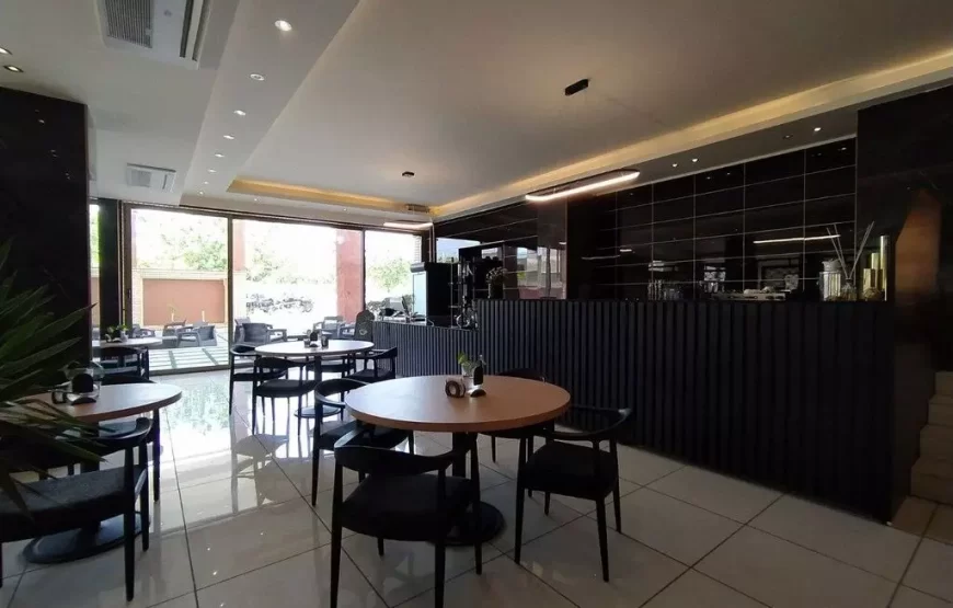 هتل نگارستان کاشان